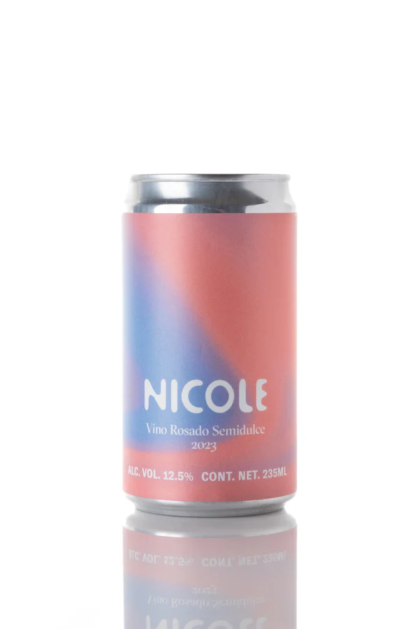 Cava Quintanilla, Nicole Lata 